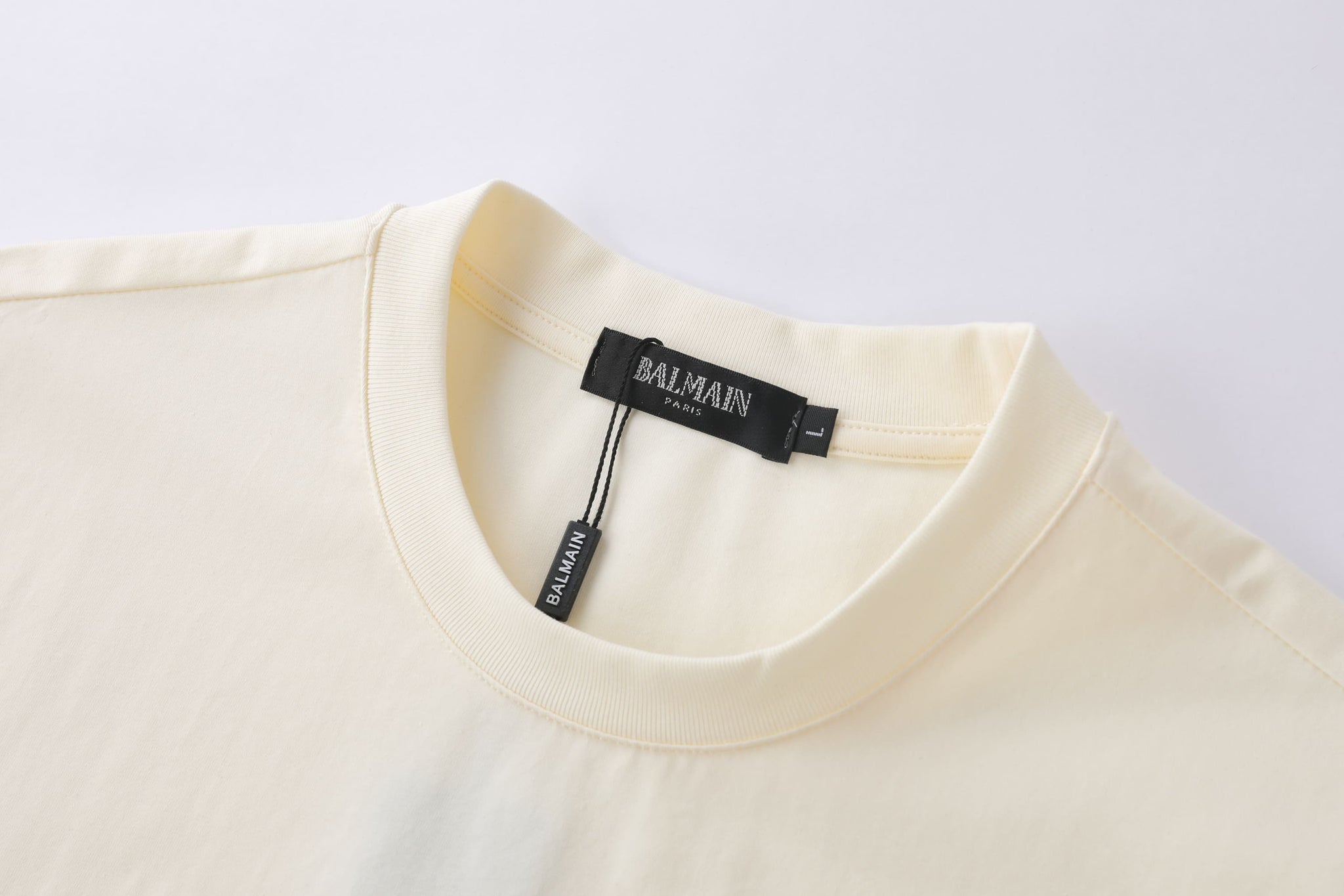 Camiseta 786624 Básica Crema Para Hombre