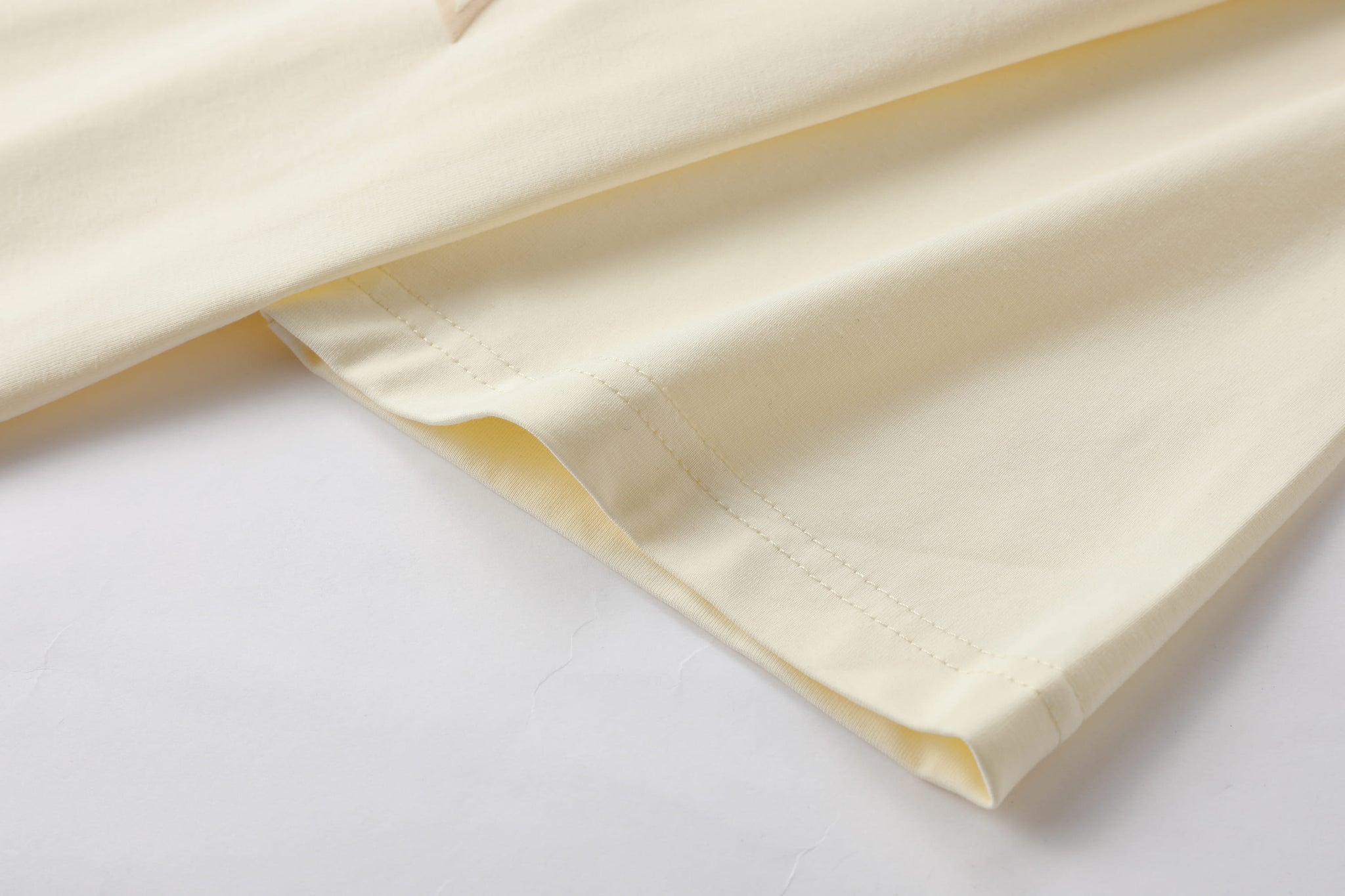 Camiseta 66778 Estampada Crema Para Hombre