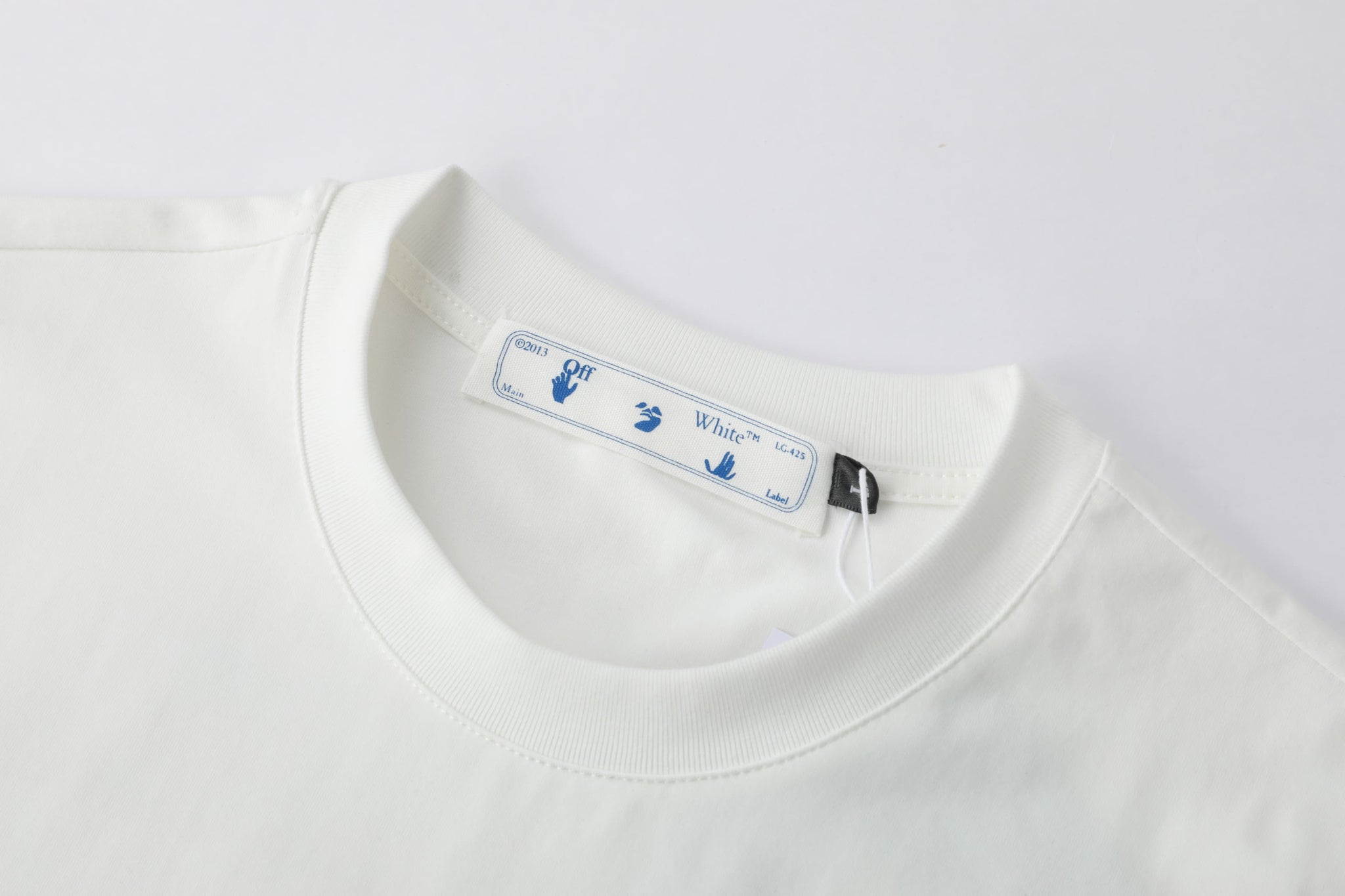 Camiseta 66790 Estampada Blanca Para Hombre