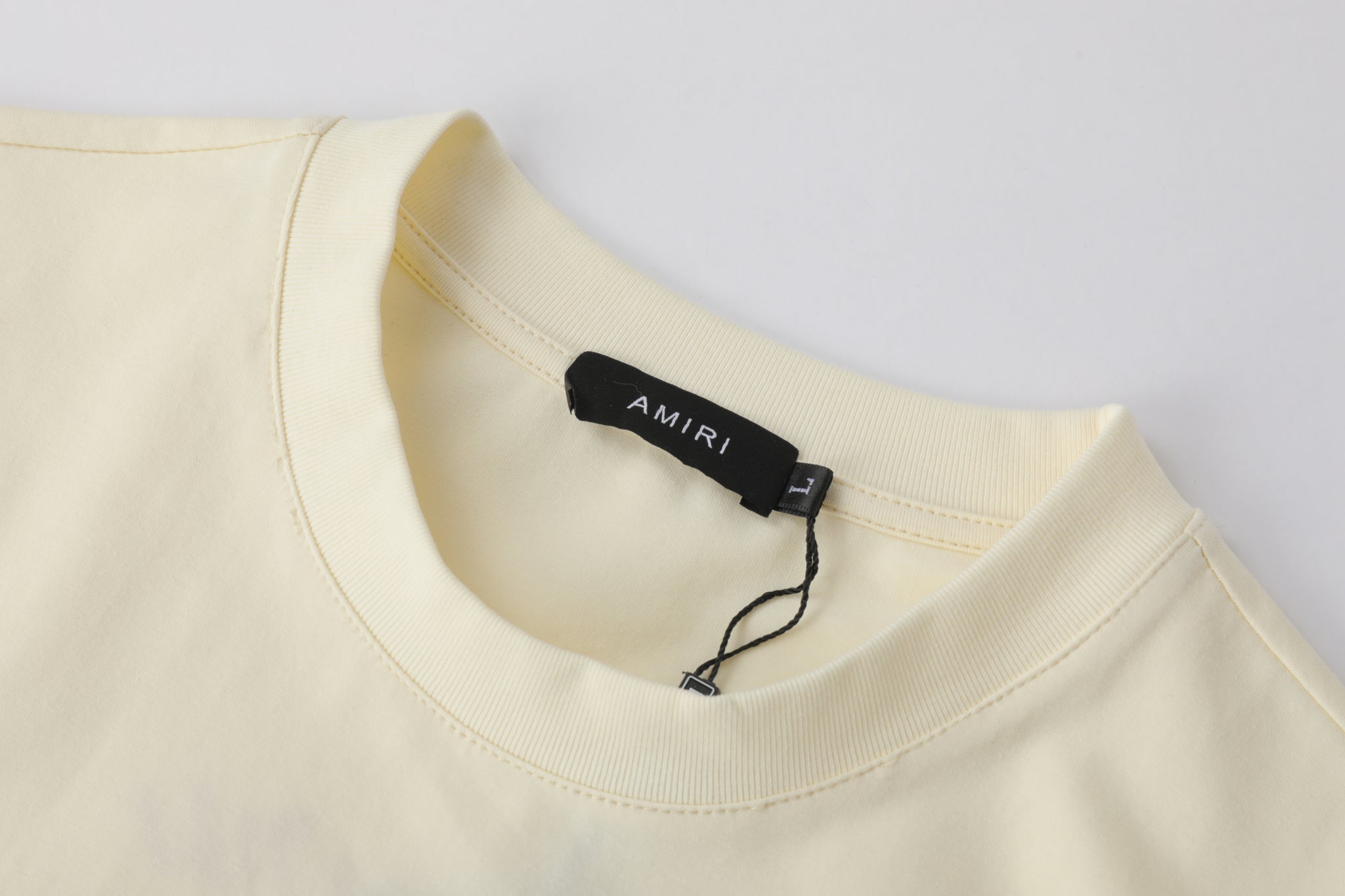 Camiseta 66780 Estampada Crema Para Hombre