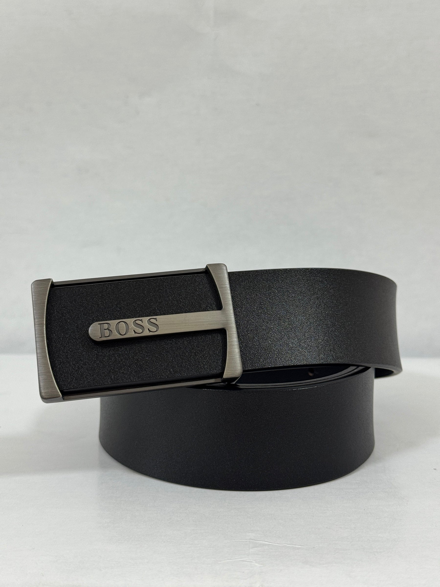 Correa HB 3907 Negra Para Hombre