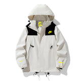 Chaqueta Deportiva Crema Para Hombre Ref. 23657