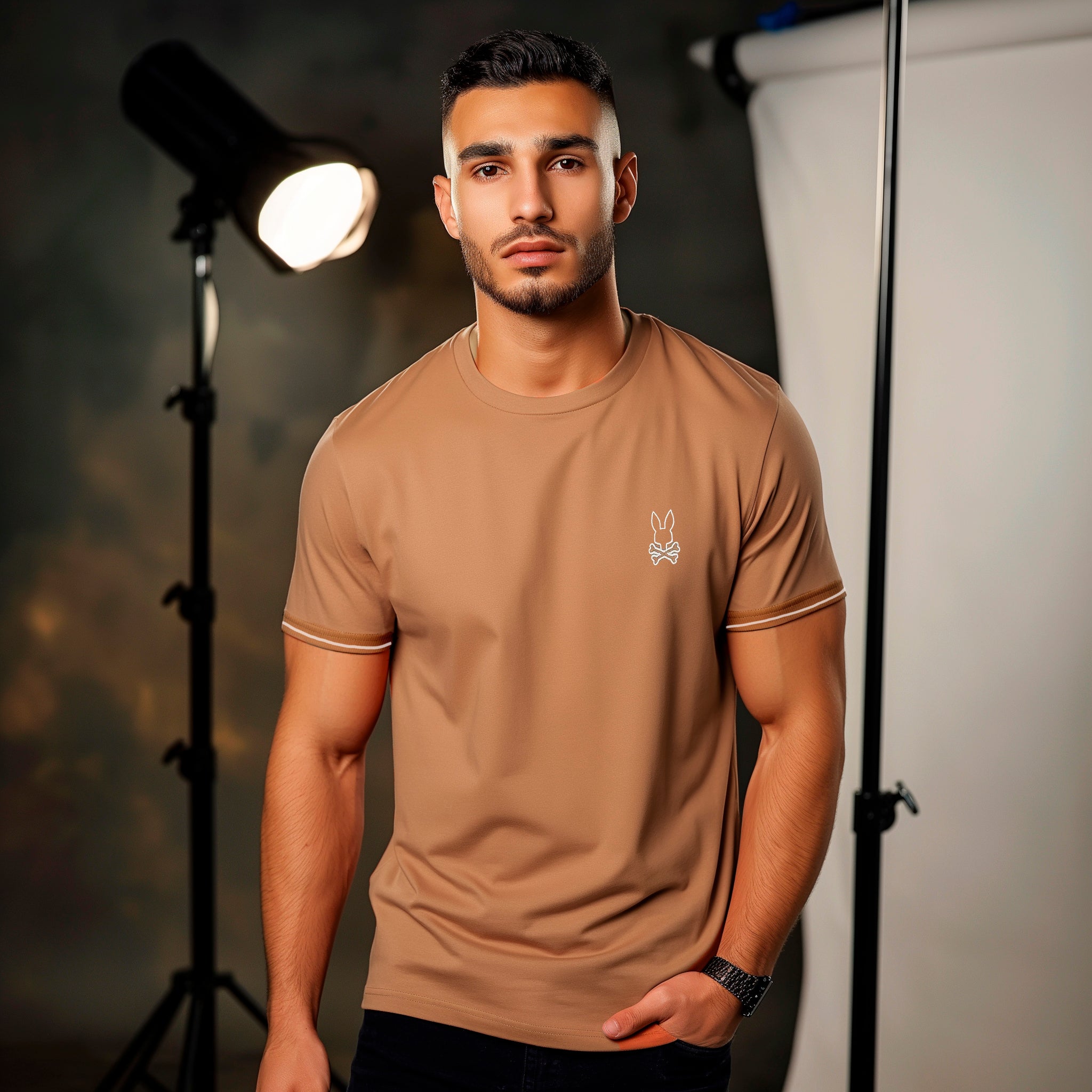 Camiseta 66430 Básica Café Para Hombre