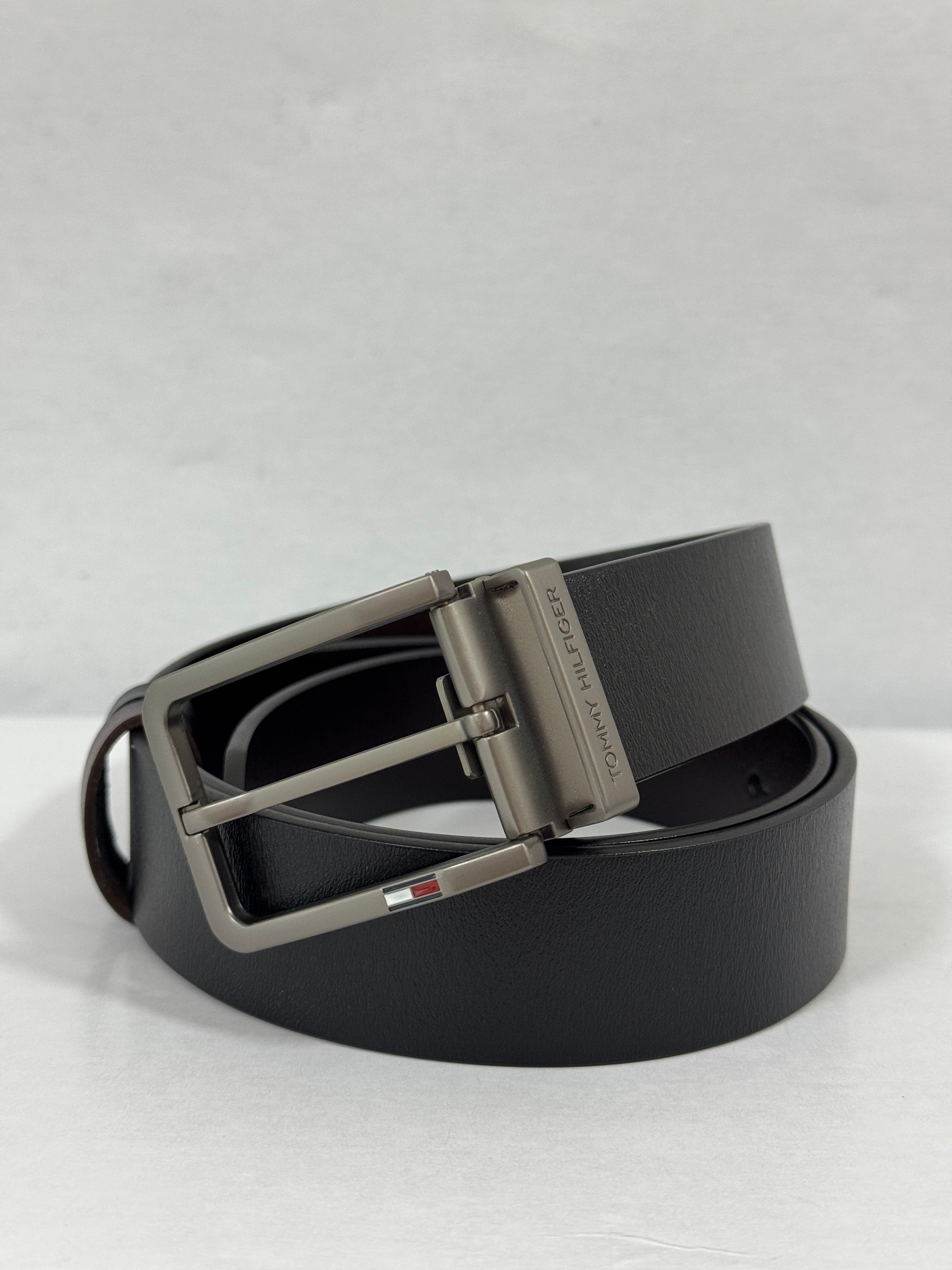 Correa TOM Z-117 Negro/Cafe Para Hombre
