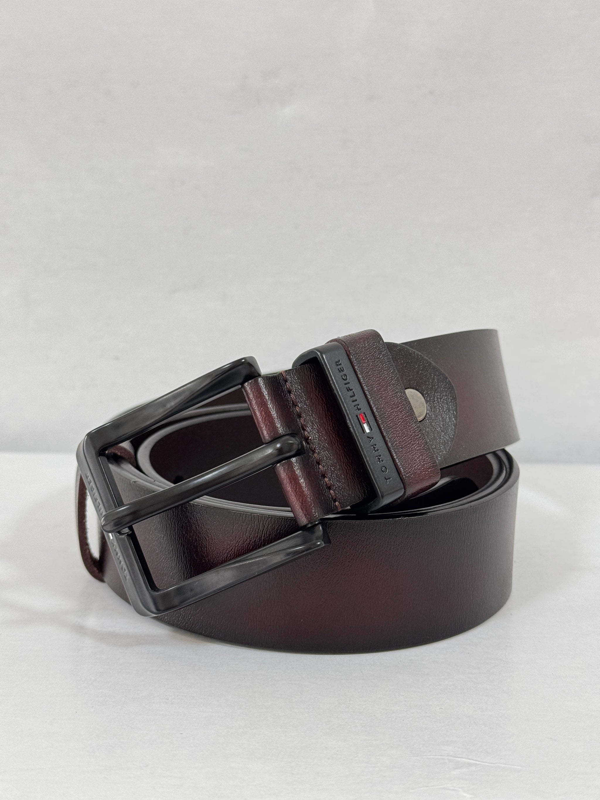 Correa TOM 45-3748 Café Para Hombre