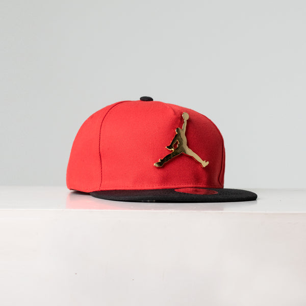 Gorra Roja Jordan 701-3