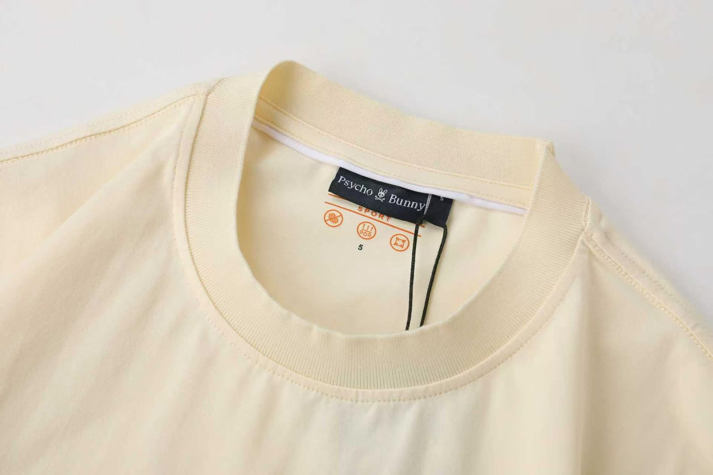 Camiseta PB-8088 Básica Crema Para Hombre