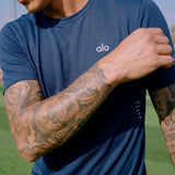 Camiseta Deportiva Azul Oscuro Para Hombre Ref. CAM29