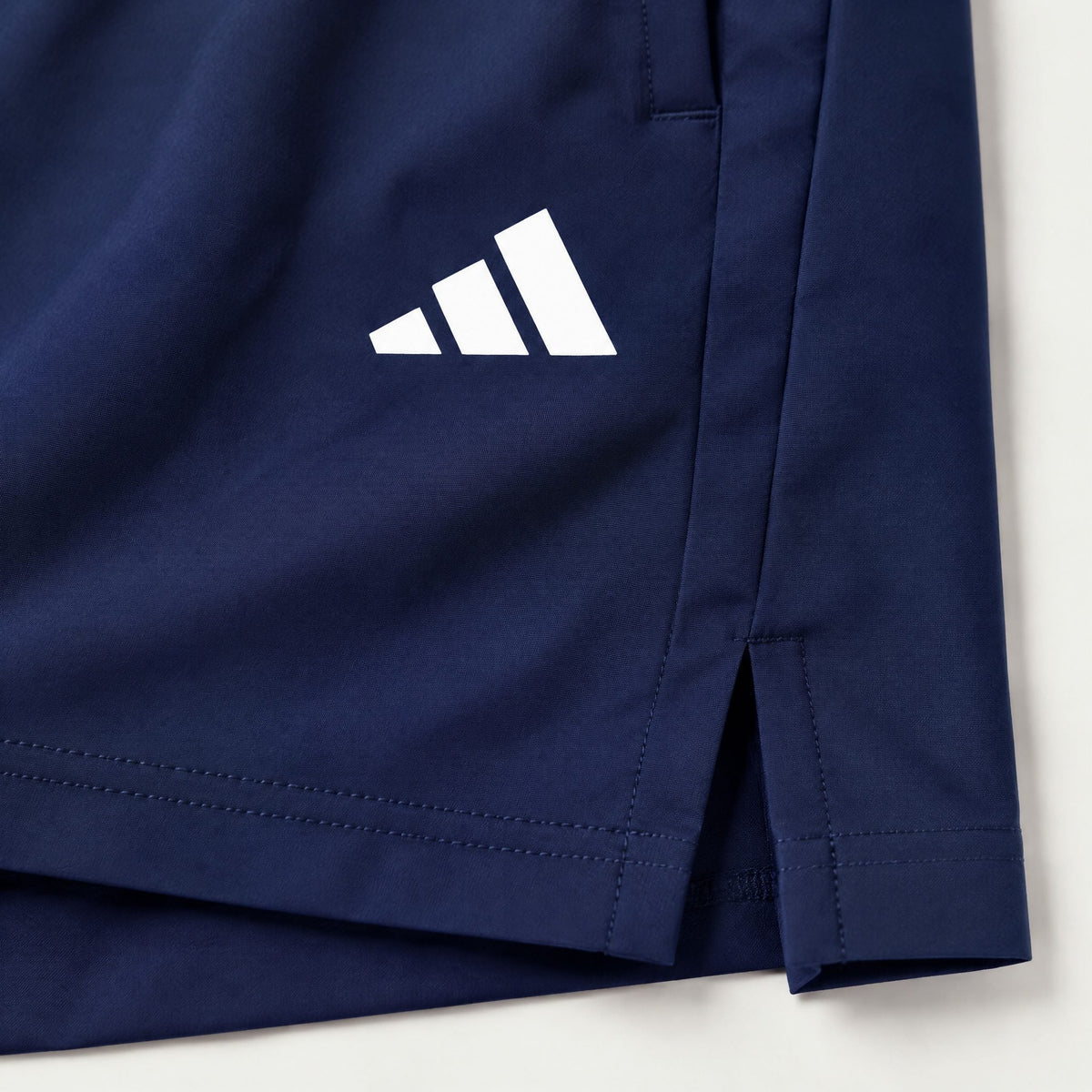 Pantaloneta Deportiva Azul Oscuro Para Hombre Ref. PAN31
