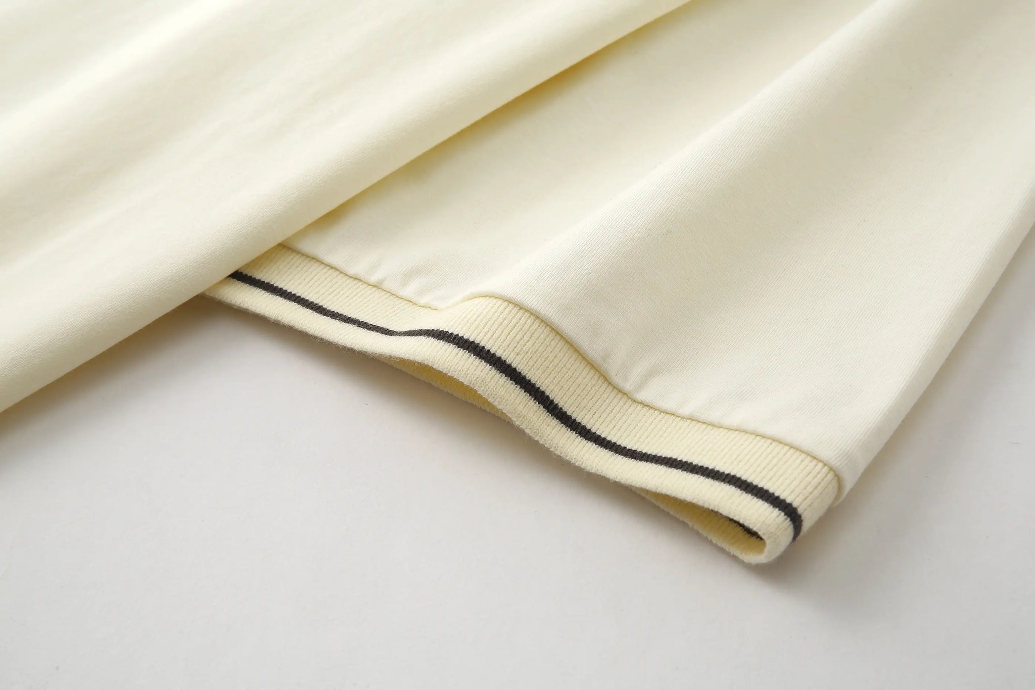 Camiseta 66430 Básica Crema Para Hombre