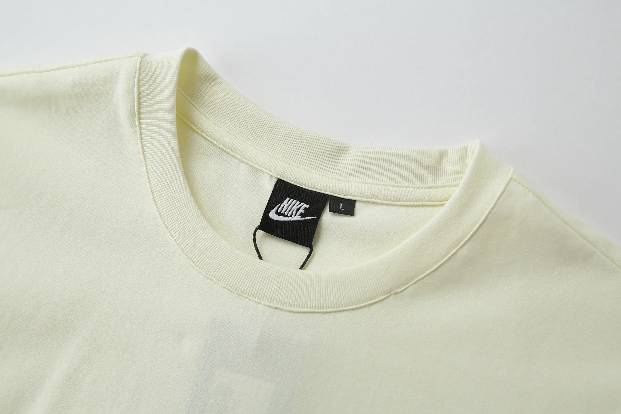 Camiseta 786542 Básica Crema  Para Hombre